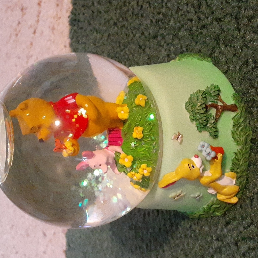 *May* Disney glitter globe, 4" tall